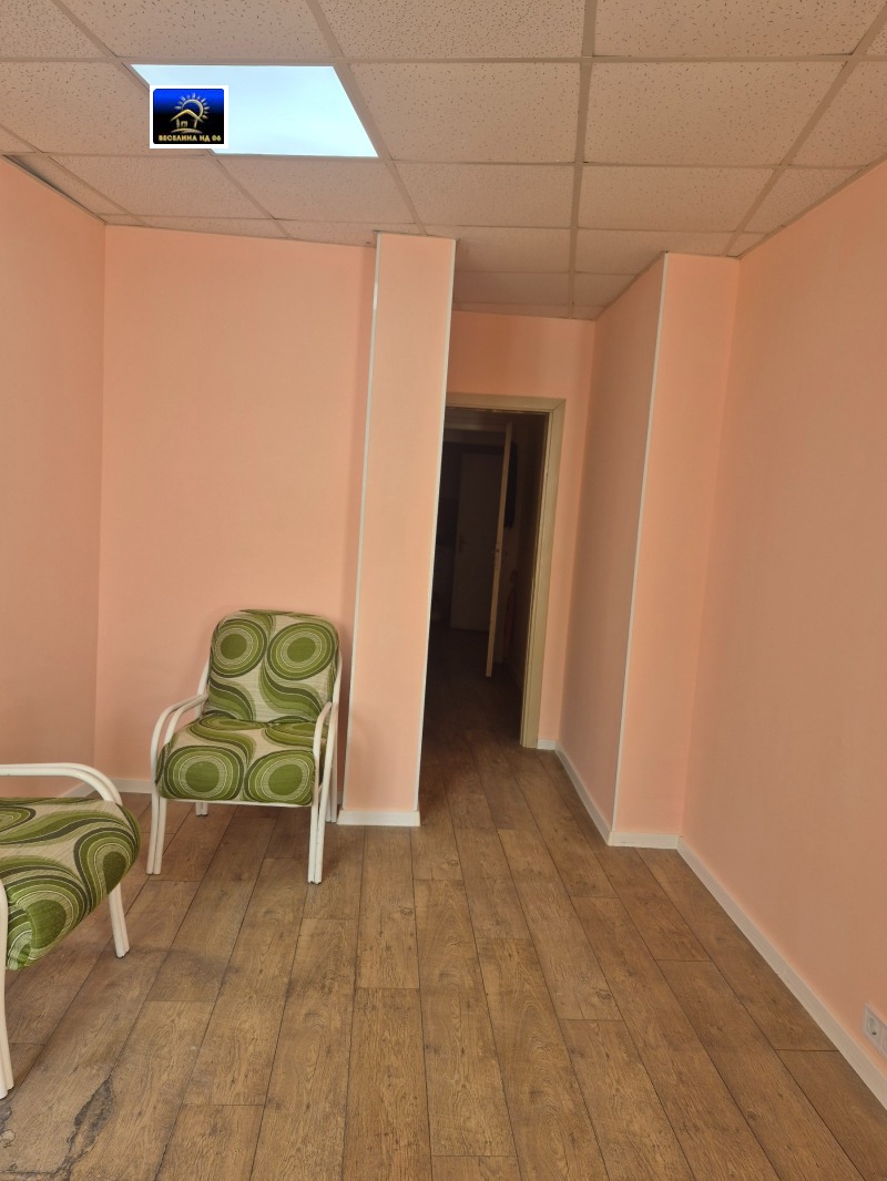 En venta  Oficina Dobrich , Tsentar , 30 metros cuadrados | 91652678 - imagen [4]