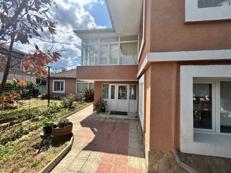 Продава КЪЩА, с. Аспарухово, област Варна, снимка 2 - Къщи - 53506764