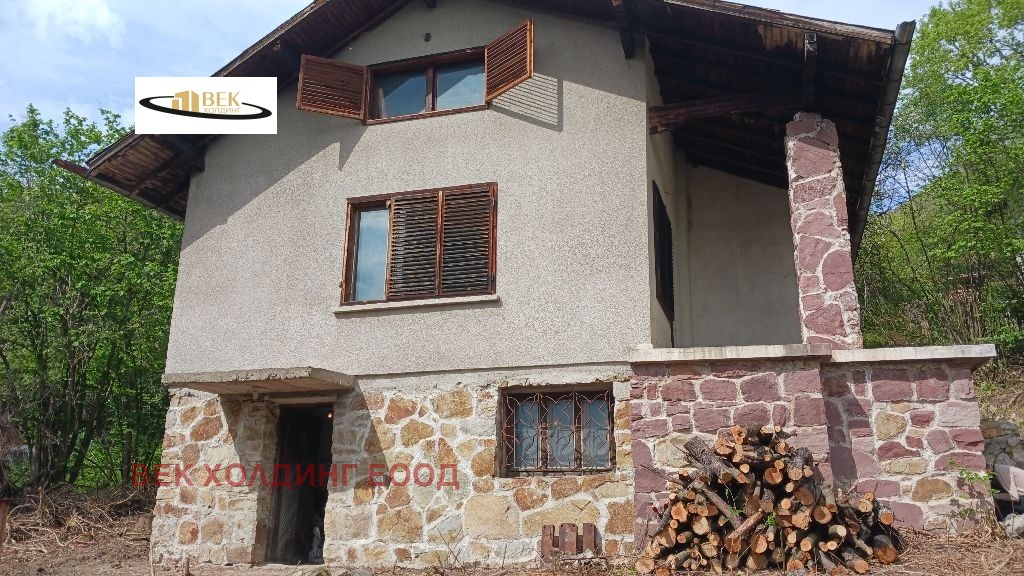 Продава КЪЩА, с. Буново, област София област, снимка 2 - Къщи - 54510899