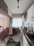 Продава КЪЩА, гр. Добрич, Енергоразпределение, снимка 2