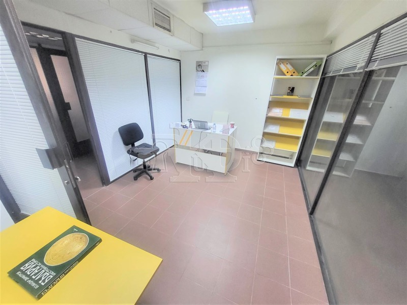 Продава ОФИС в град Варна, Фестивален комплекс - 18 кв.м / 31 000 € » 60 630.73 лв., РУДИ КЕЙ
