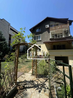 Piano della casa Lozenets, Sofia 1