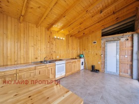 σπίτι Μεδοβο, περιοχή Μπουργκάς 16