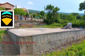 Plot Izvor, region Plovdiv