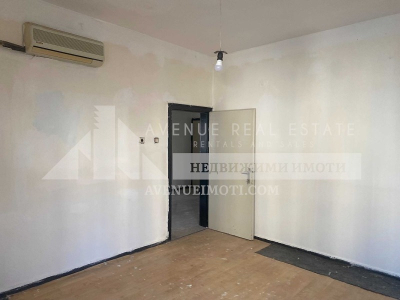 Продава МНОГОСТАЕН, гр. Пловдив, Център, снимка 3 - Апартаменти - 52440364