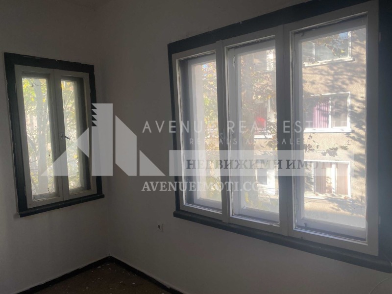 Продава МНОГОСТАЕН, гр. Пловдив, Център, снимка 8 - Апартаменти - 52440364