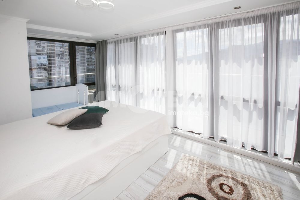 Продава МНОГОСТАЕН, гр. София, Център, снимка 13 - Апартаменти - 55888034