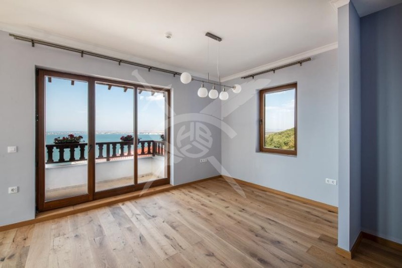 Продава КЪЩА в област Бургас, гр. Свети Влас - 122 кв.м / 264 000 € » 516 339.12 лв., ЕКС НВД БУРГАС ООД