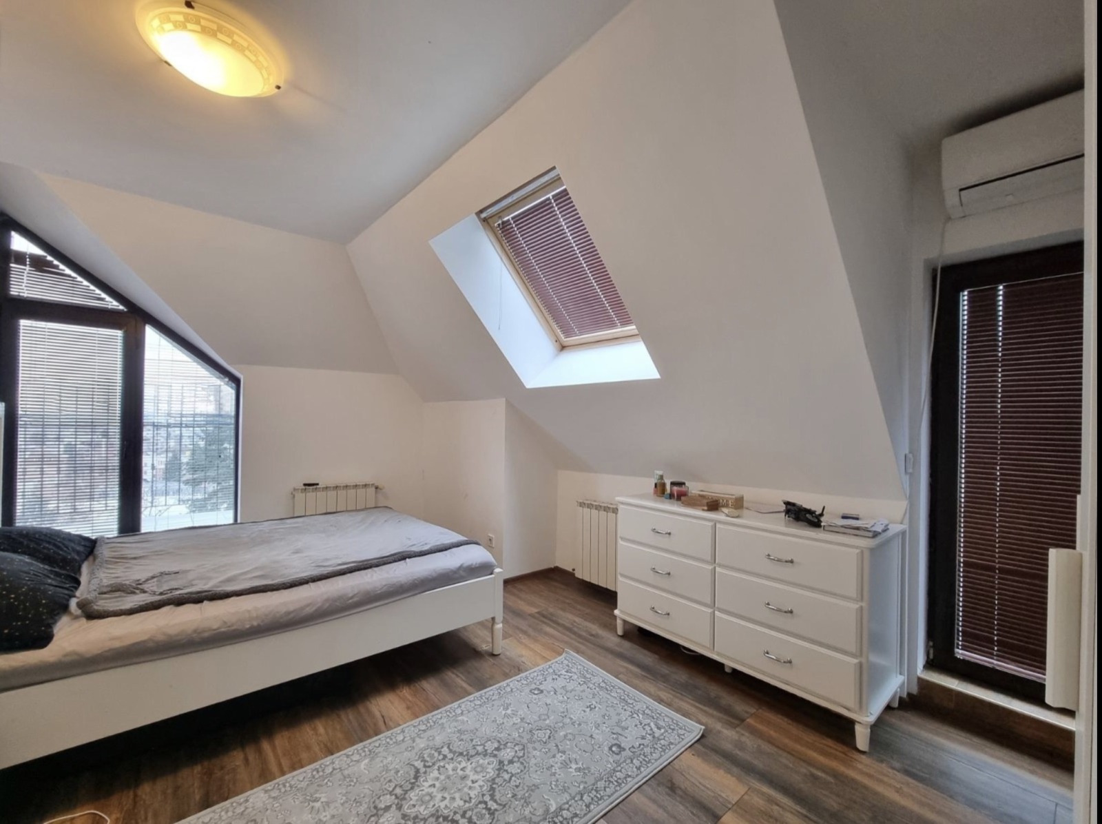 ������� 4-����� | Imot.bg � ����������� 12