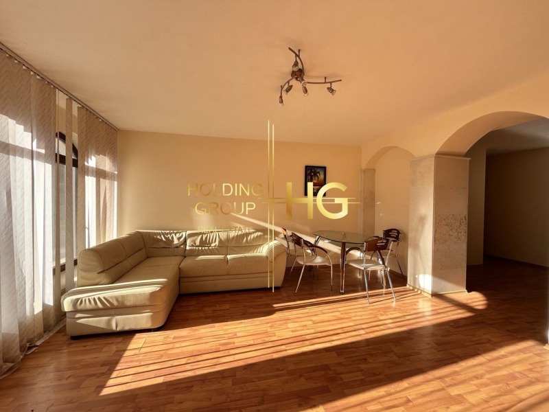 Продава  3-стаен, град Варна, м-т Ален мак •  110 000 € • ID 75898355 — holmes.bg - [1] 