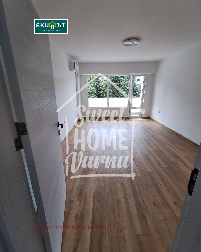 На продаж  3 кімнатна Варна , Цветен квартал , 82 кв.м | 25008394 - зображення [3]
