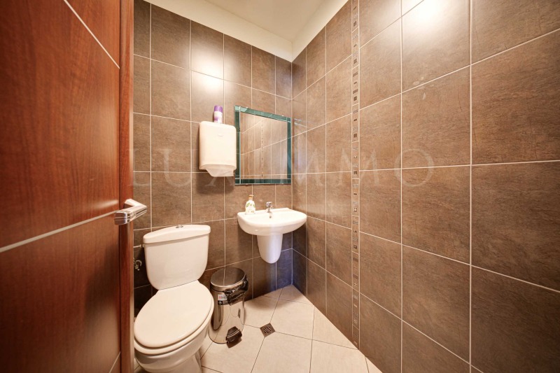 Till salu  Kontor Sofia , Manastirski livadi , 241 kvm | 35106748 - bild [7]