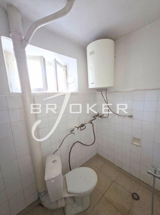 Продава КЪЩА, гр. Крумовград, област Кърджали, снимка 17 - Къщи - 55055624