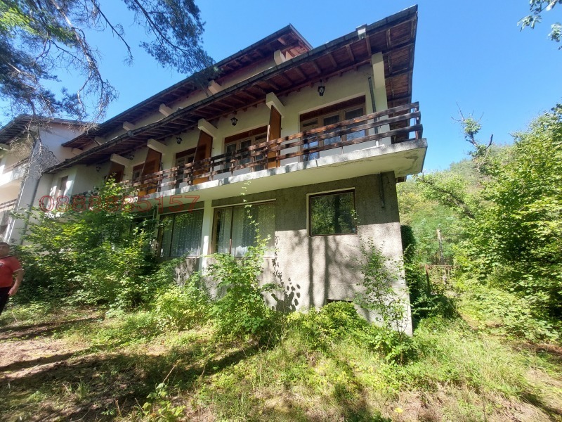 Продава ХОТЕЛ, с. Мишеморков хан, област Велико Търново, снимка 2 - Хотели - 52597240