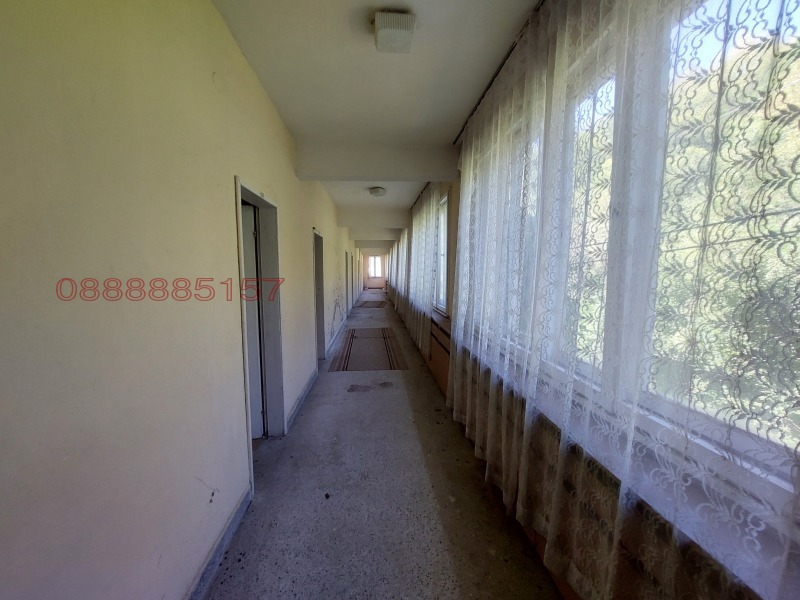 Продава ХОТЕЛ, с. Мишеморков хан, област Велико Търново, снимка 16 - Хотели - 54038904