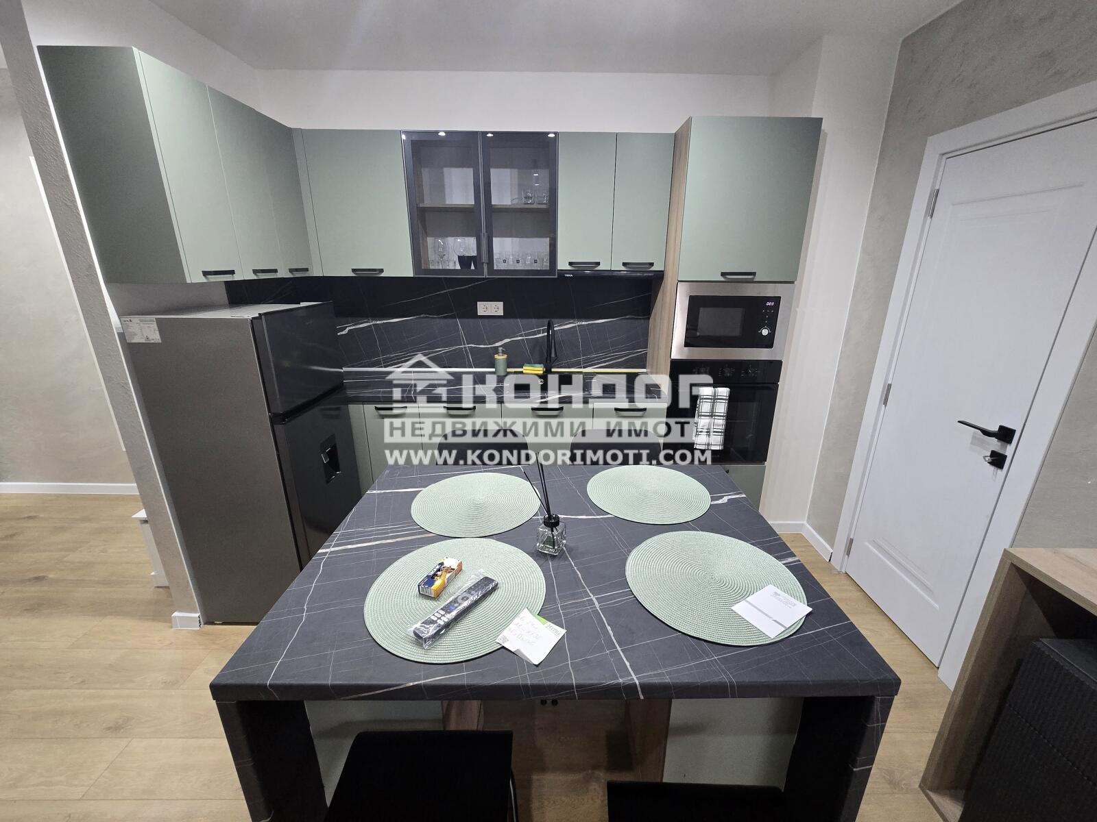 Продава 2-СТАЕН, гр. Пловдив, Център, снимка 4 - Апартаменти - 54707939