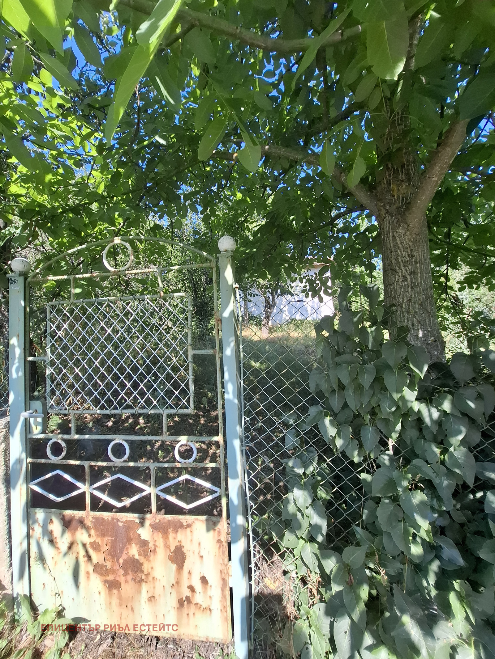 Продава КЪЩА, с. Лобош, област Перник, снимка 8 - Къщи - 55406827