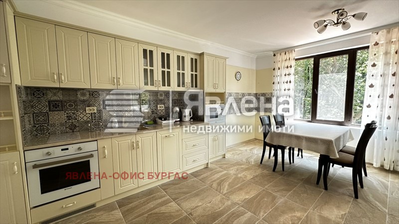 Продава 3-СТАЕН, гр. Приморско, област Бургас, снимка 1 - Aпартаменти - 49416770