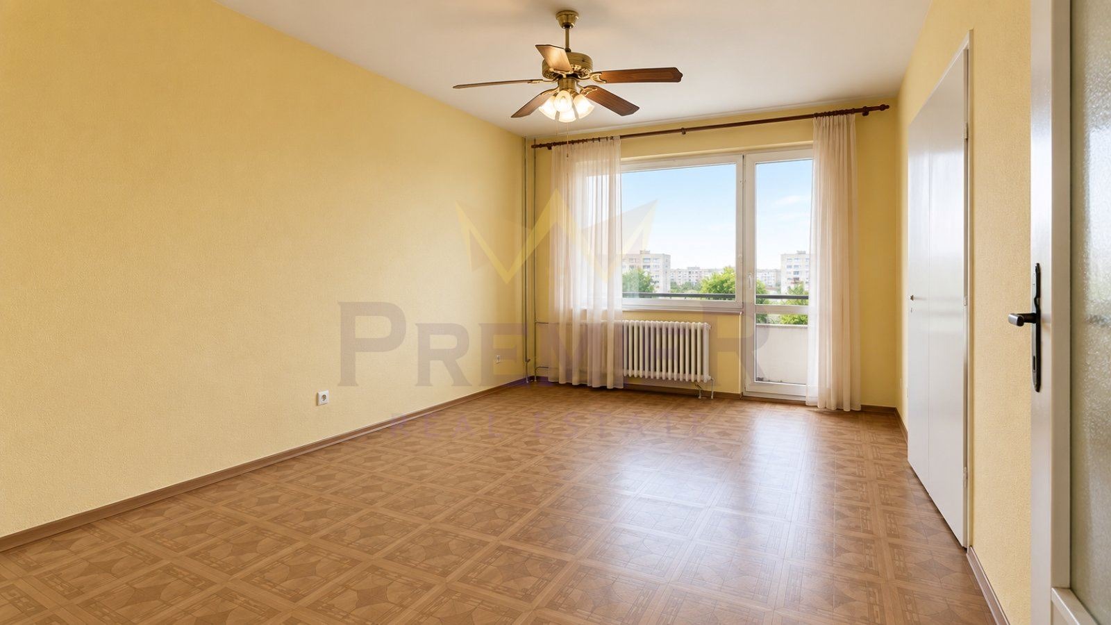 Продава 4-СТАЕН, гр. Девня, област Варна, снимка 4 - Апартаменти - 56524768
