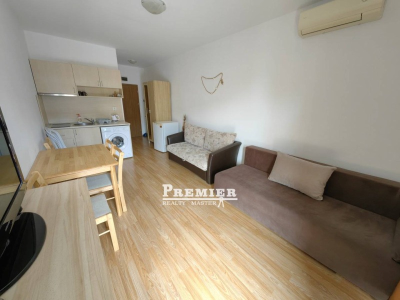 À venda  Estúdio região Burgas , k.k. Slantchev briag , 30 m² | 50431846