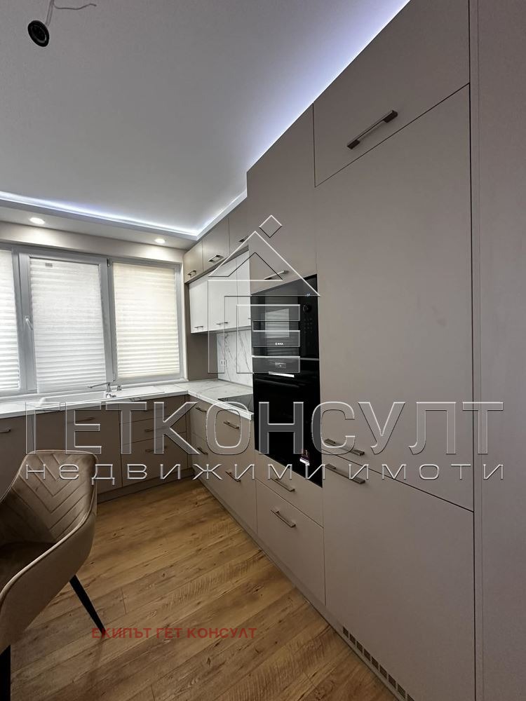 Продава 3-СТАЕН, гр. Варна, Цветен квартал, снимка 3 - Апартаменти - 54104939