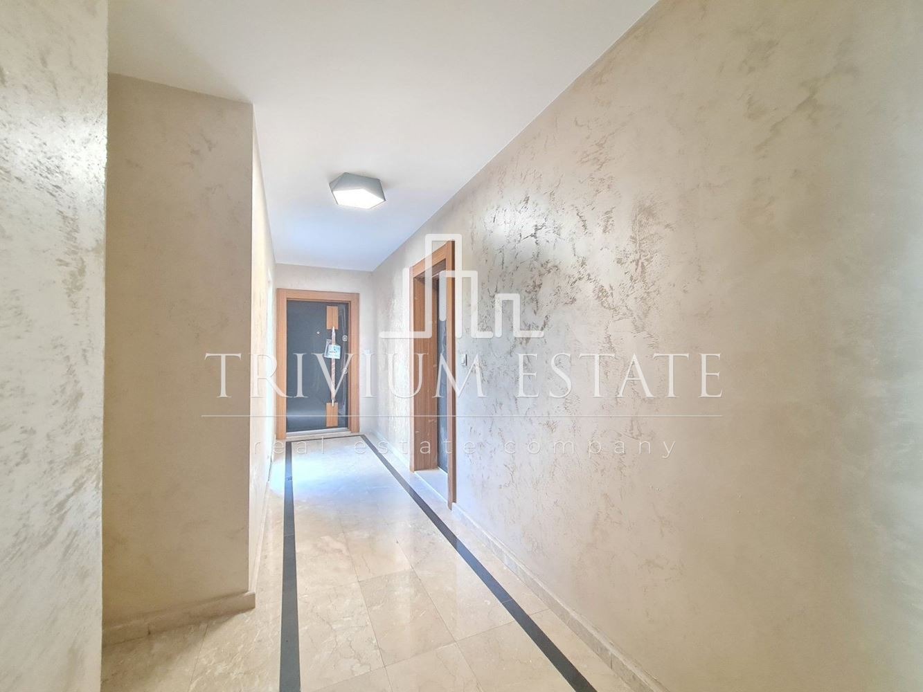 Продава 3-СТАЕН, гр. Пловдив, Остромила, снимка 2 - Апартаменти - 55098868