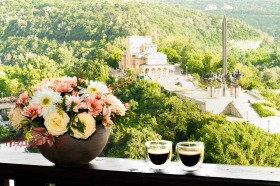 2 makuuhuonetta Tsentar, Veliko Tarnovo