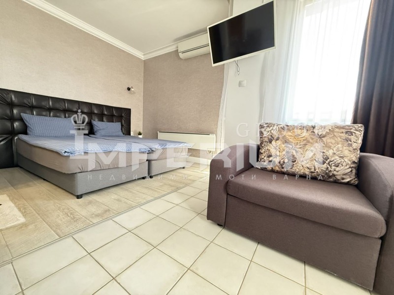 Продава  2-стаен град Варна , Виница , 63 кв.м | 65436491 - изображение [9]
