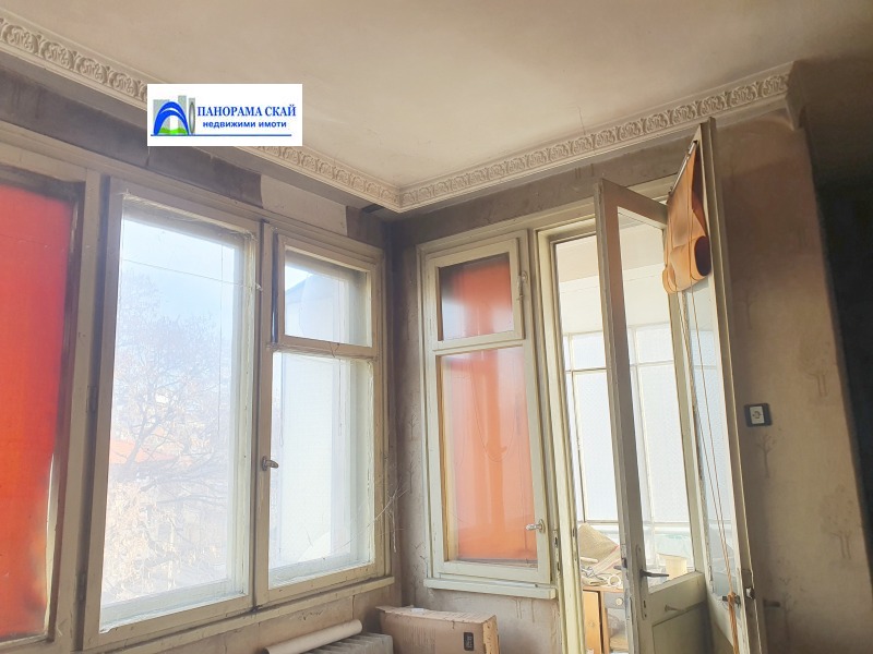 Продава 2-СТАЕН, град Плевен, Идеален център • 87000 € / 170157.21 лв. • 22899710 1