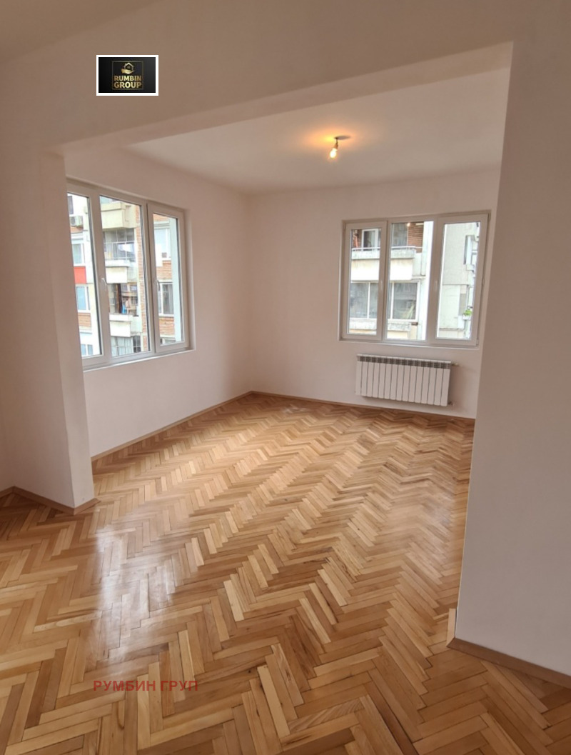 Na prodej  2 ložnice Sofia , Centar , 100 m2 | 52253773 - obraz [3]