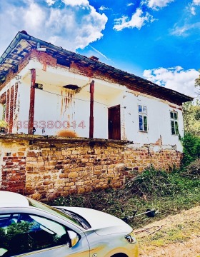 Продава  Къща, с. Горно Озирово