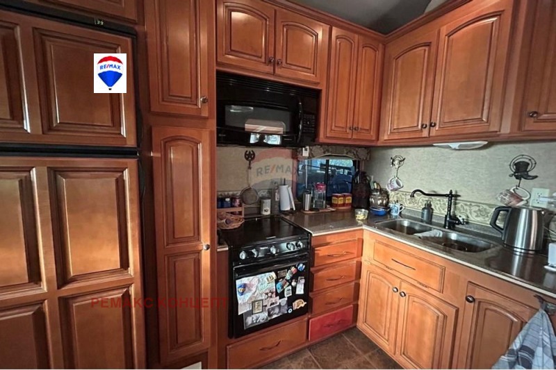 Продава ВИЛА, с. Овчарово, област Шумен, снимка 2 - Вили - 52640868