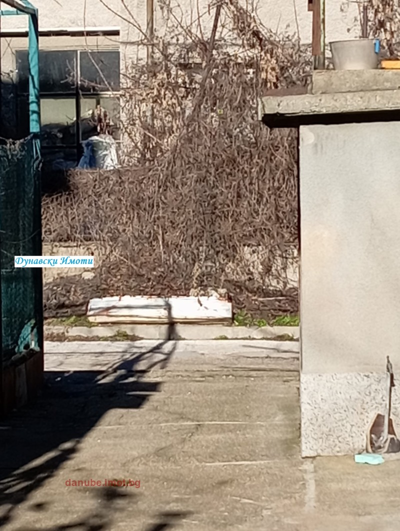 Продава ГАРАЖ, ПАРКОМЯСТО, гр. Русе, Дружба 1, снимка 5 - Гаражи и паркоместа - 53477503