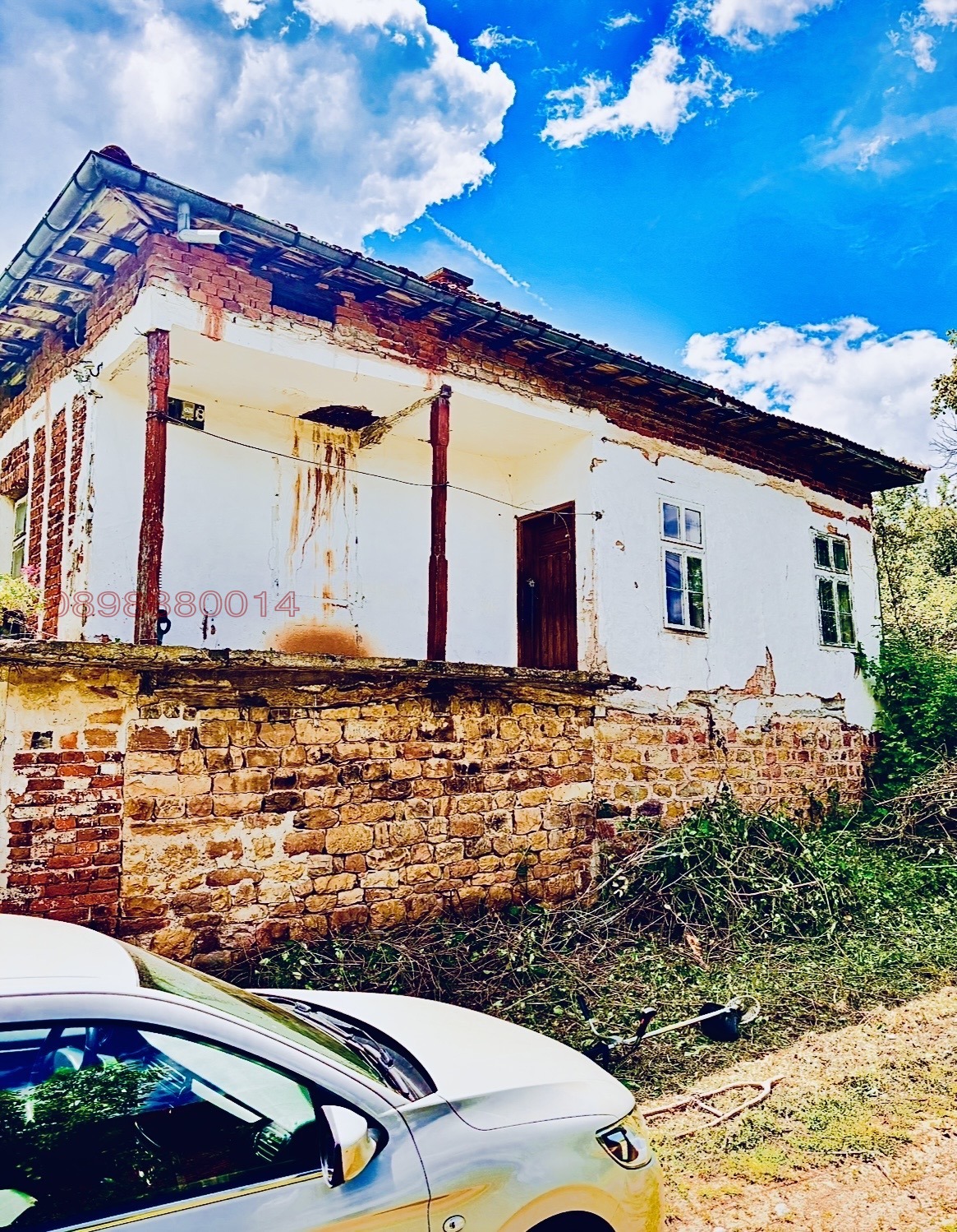 Продава КЪЩА, с. Горно Озирово, област Монтана