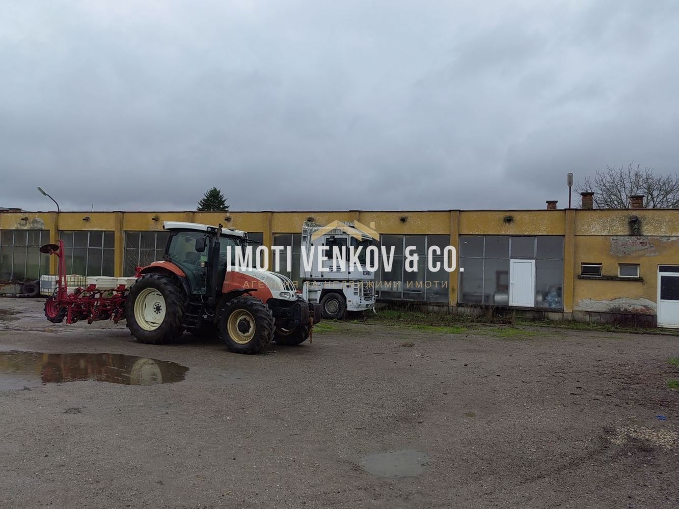 Продава ПРОМ. ПОМЕЩЕНИЕ, с. Дерманци, област Ловеч, снимка 2 - Производствени сгради - 54652507