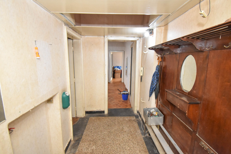 Na sprzedaż  2 sypialnie Sofia , Centar , 124 mkw | 61035105 - obraz [10]