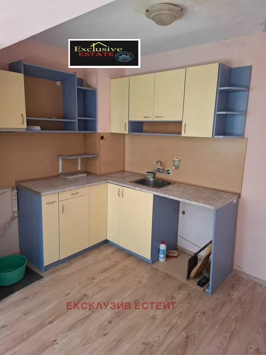 Продава 3-СТАЕН, гр. Варна, Владислав Варненчик 2