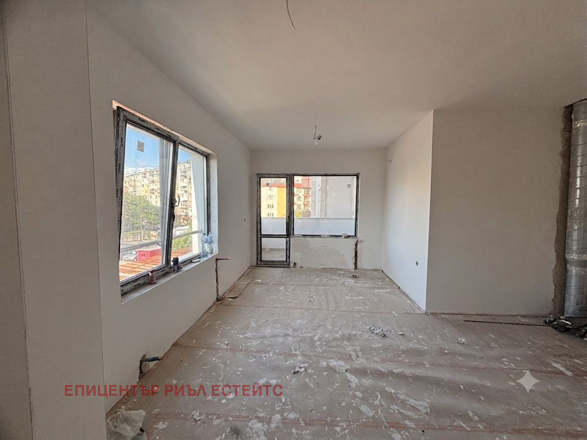 Продава 2-СТАЕН, гр. Перник, Изток, снимка 2 - Апартаменти - 55603158
