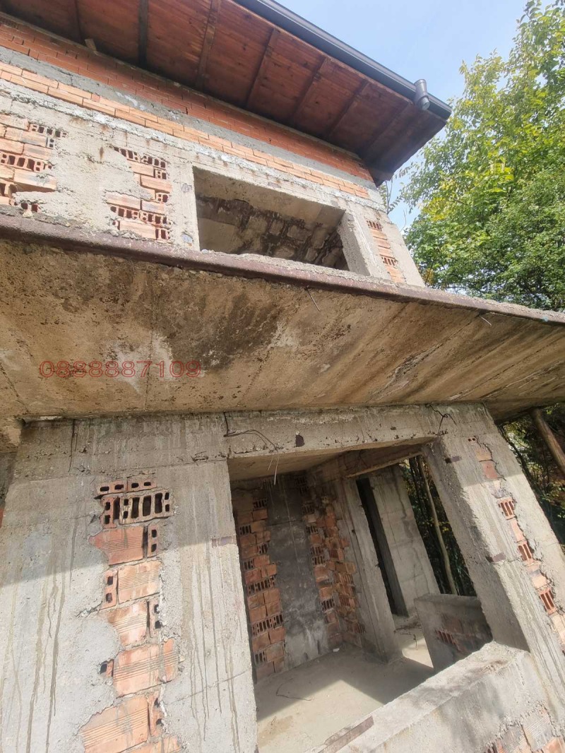 Продава КЪЩА, с. Осоица, област София област, снимка 14 - Къщи - 52572435