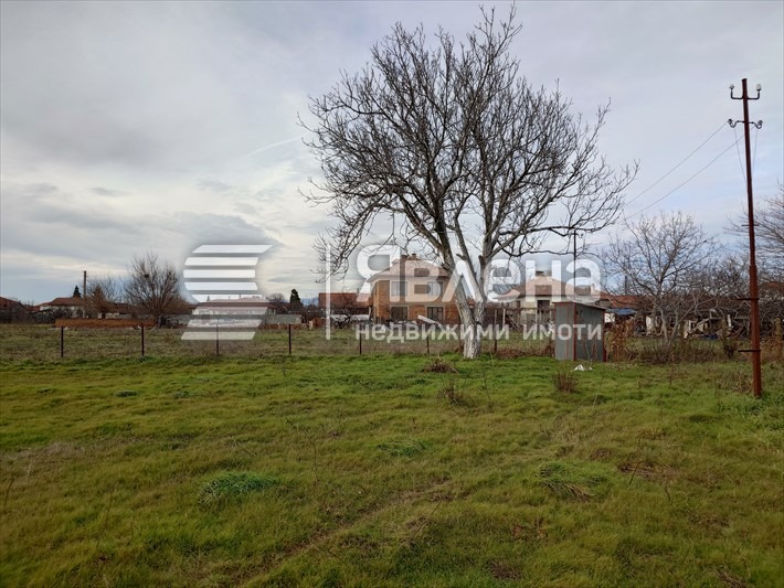 Продава  Парцел област Пловдив , с. Калояново , 1096 кв.м | 10827019