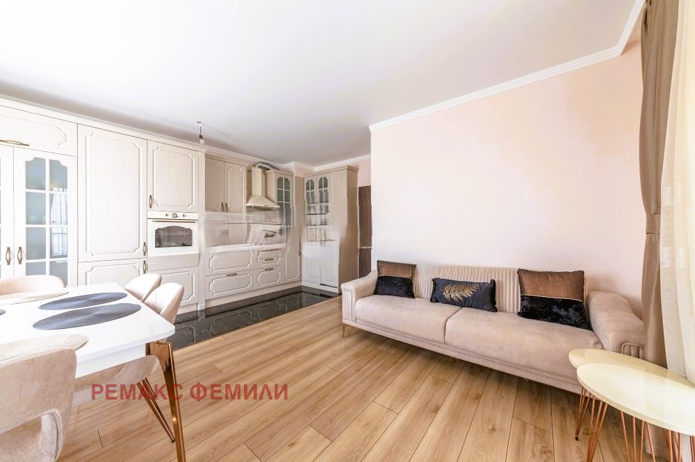 Продава 3-СТАЕН, гр. Варна, Трошево, снимка 2 - Апартаменти - 55179250