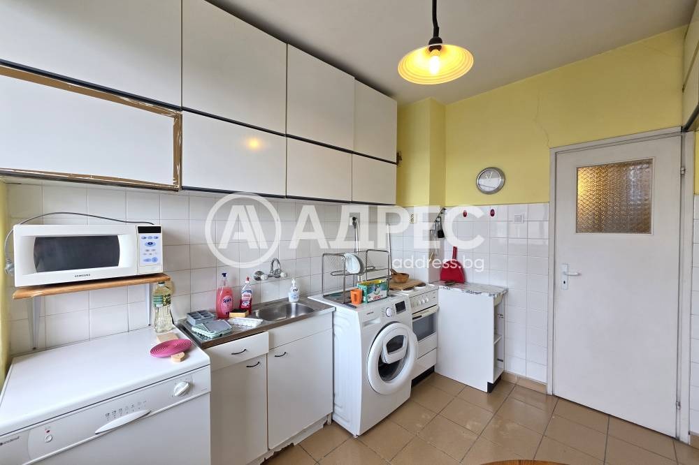 Продава МНОГОСТАЕН, гр. София, Изгрев, снимка 9 - Апартаменти - 55522801
