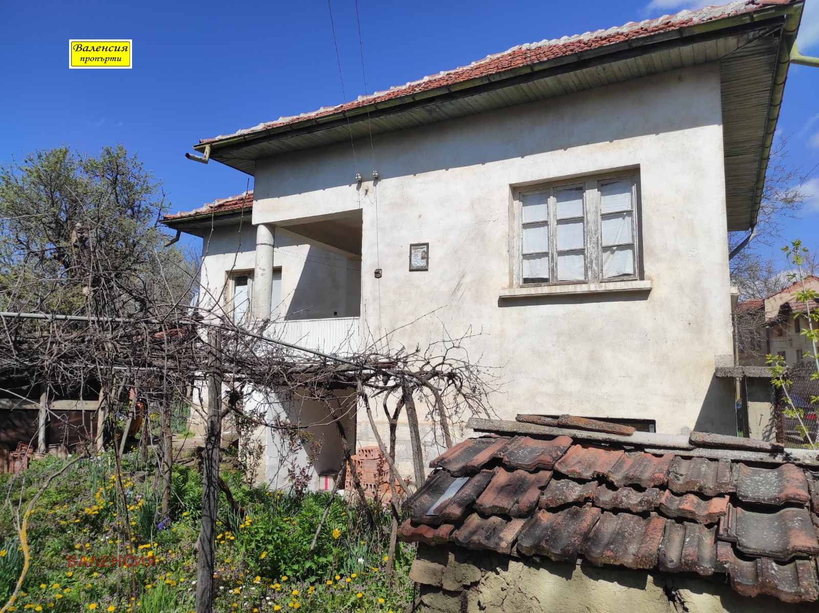 Продава КЪЩА, с. Галатин, област Враца, снимка 2 - Къщи - 54154172