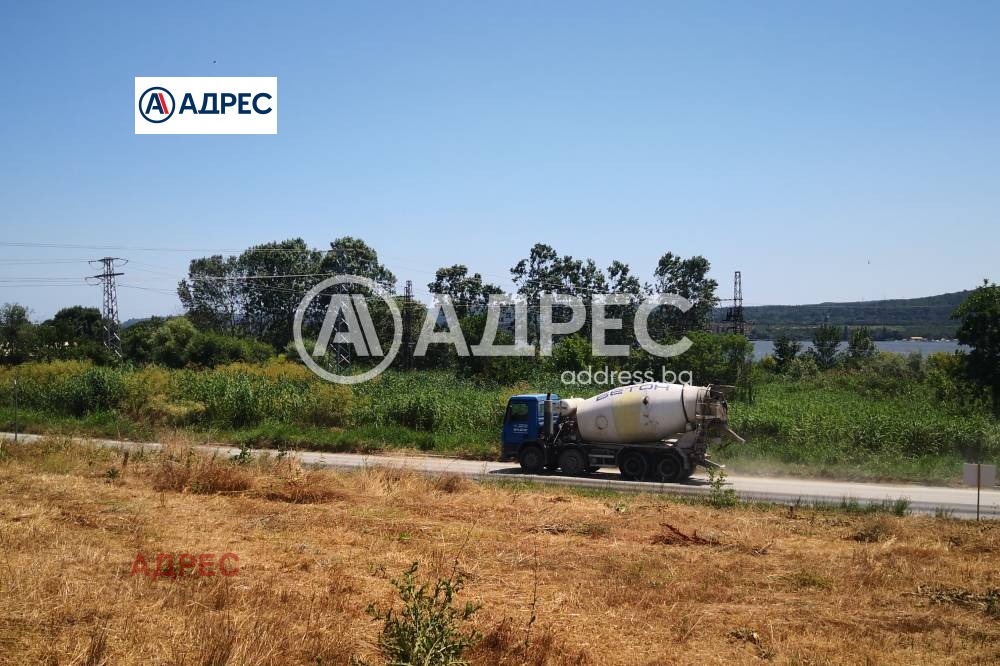 Продава ПАРЦЕЛ, гр. Варна, Западна промишлена зона, снимка 2 - Парцели - 50877389