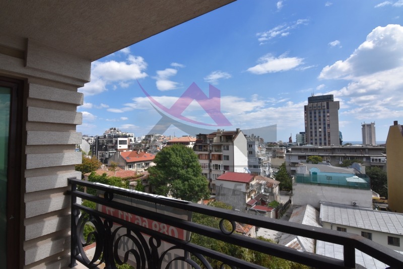 In vendita  2 camere da letto Varna , Tsentar , 155 mq | 45818722