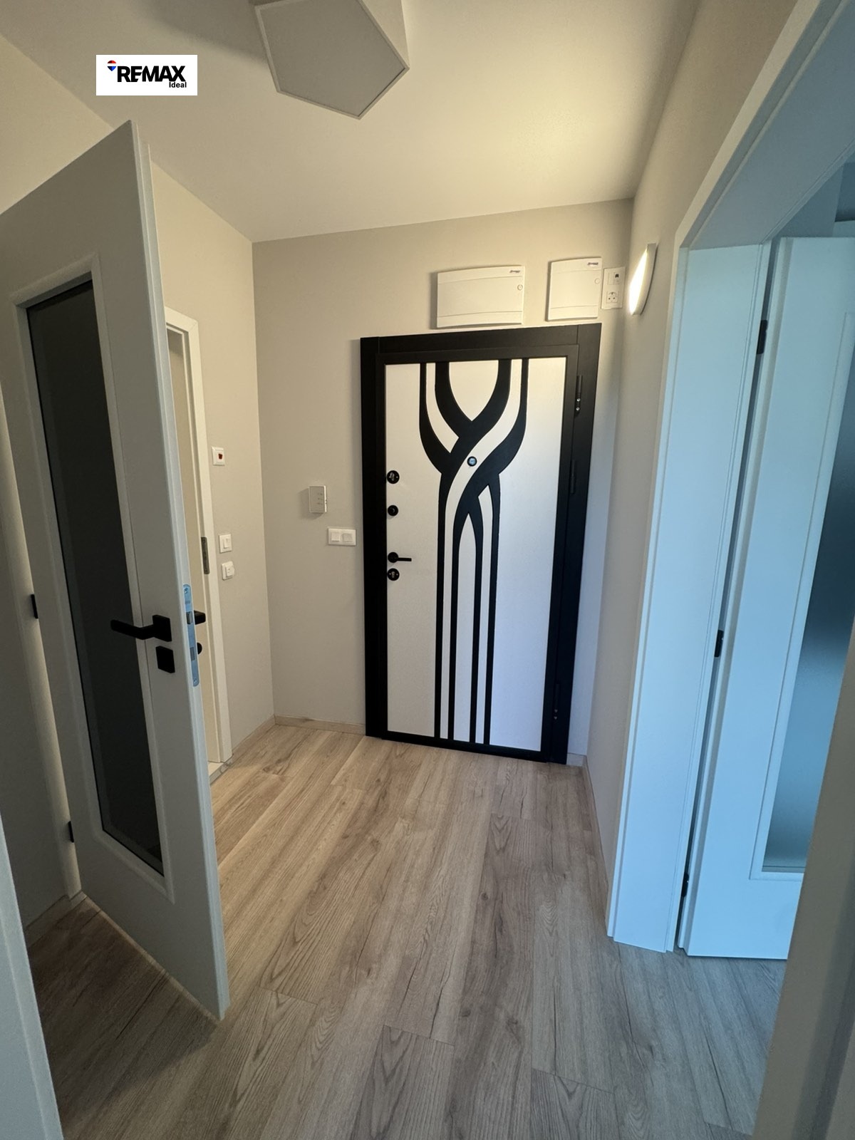 Продава 2-СТАЕН, гр. Варна, Бриз, снимка 6 - Апартаменти - 53858738