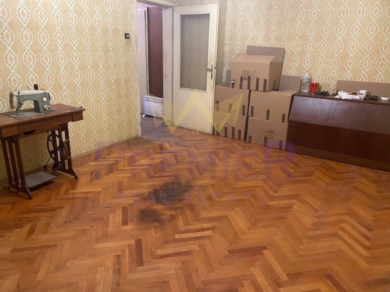 Продава 3-СТАЕН, гр. Русе, Здравец