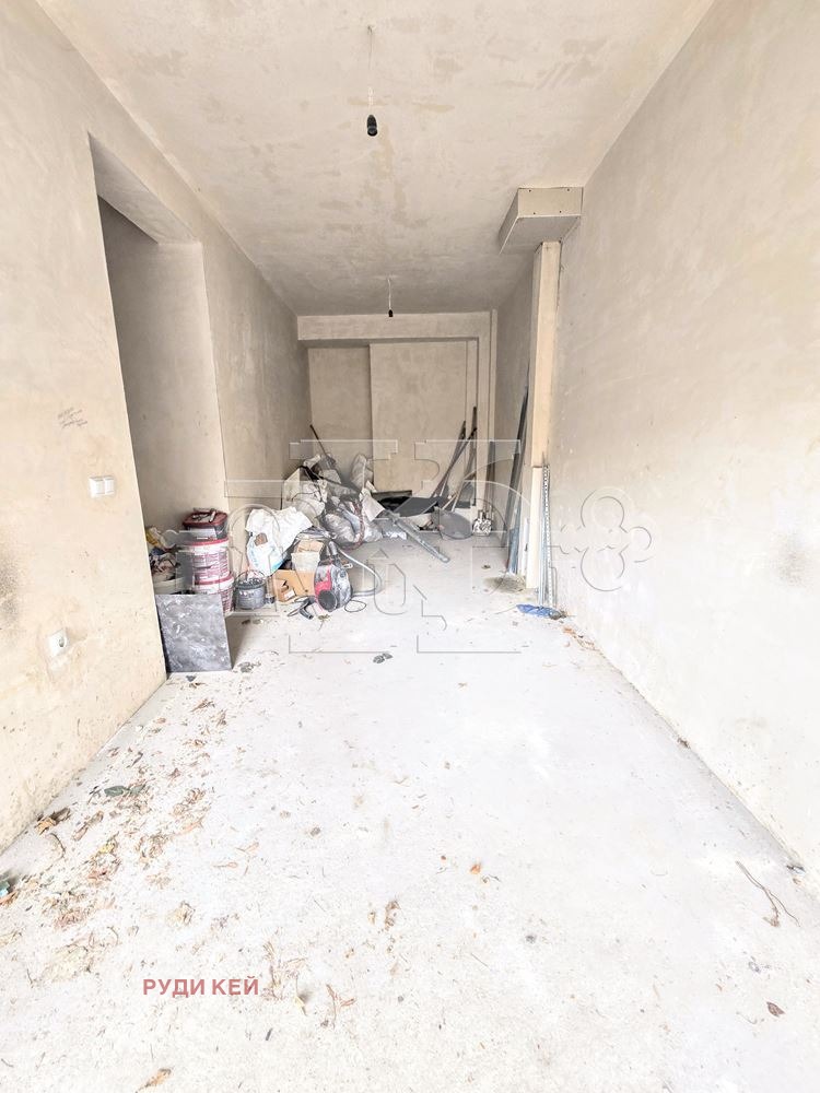 Продава ГАРАЖ, ПАРКОМЯСТО, гр. Варна, Операта, снимка 3 - Гаражи и паркоместа - 54515484