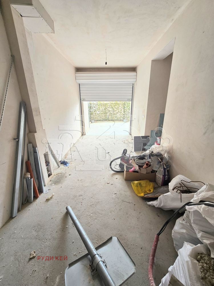 Продава ГАРАЖ, ПАРКОМЯСТО, гр. Варна, Операта, снимка 4 - Гаражи и паркоместа - 54515484