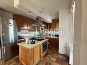 3+ camere da letto Briz, Varna